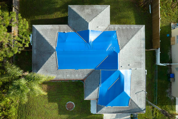 Best Commercial Roofing Services  in Comstock Northwest, MI